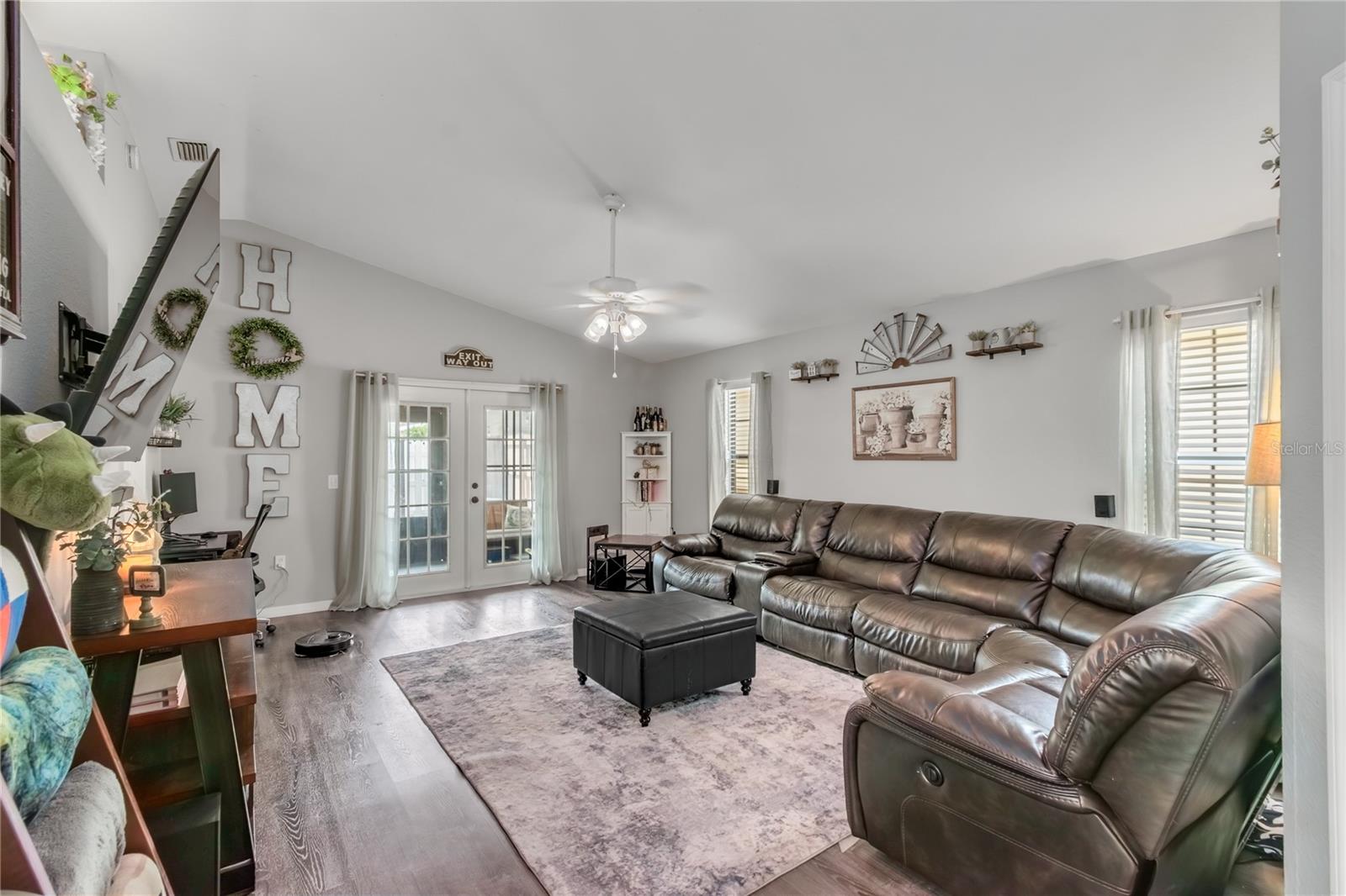 Image 7 of 34 For 3916 22nd Lane