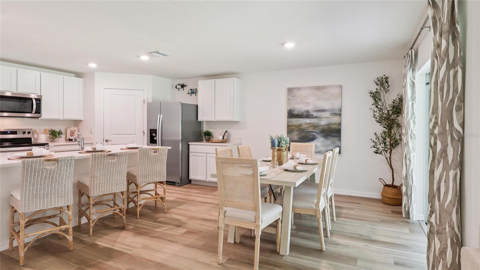 Image 8 of 24 For 8664 Barragan Drive