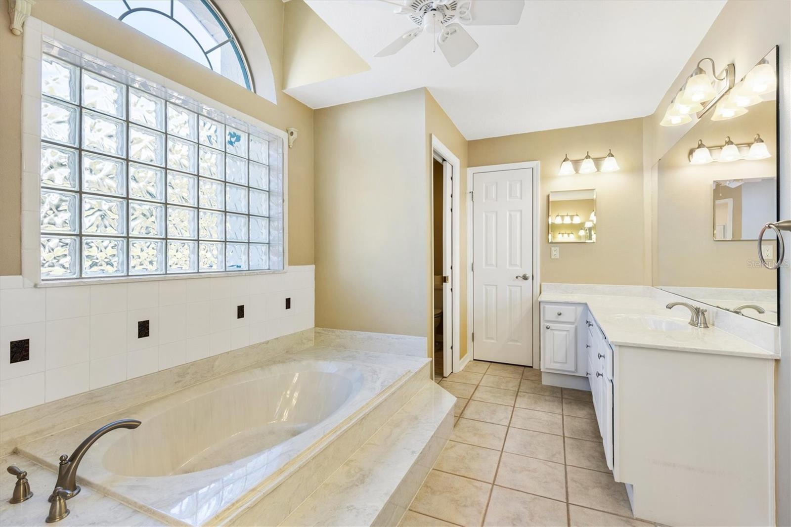 Image 30 of 52 For 5312 Greens Drive