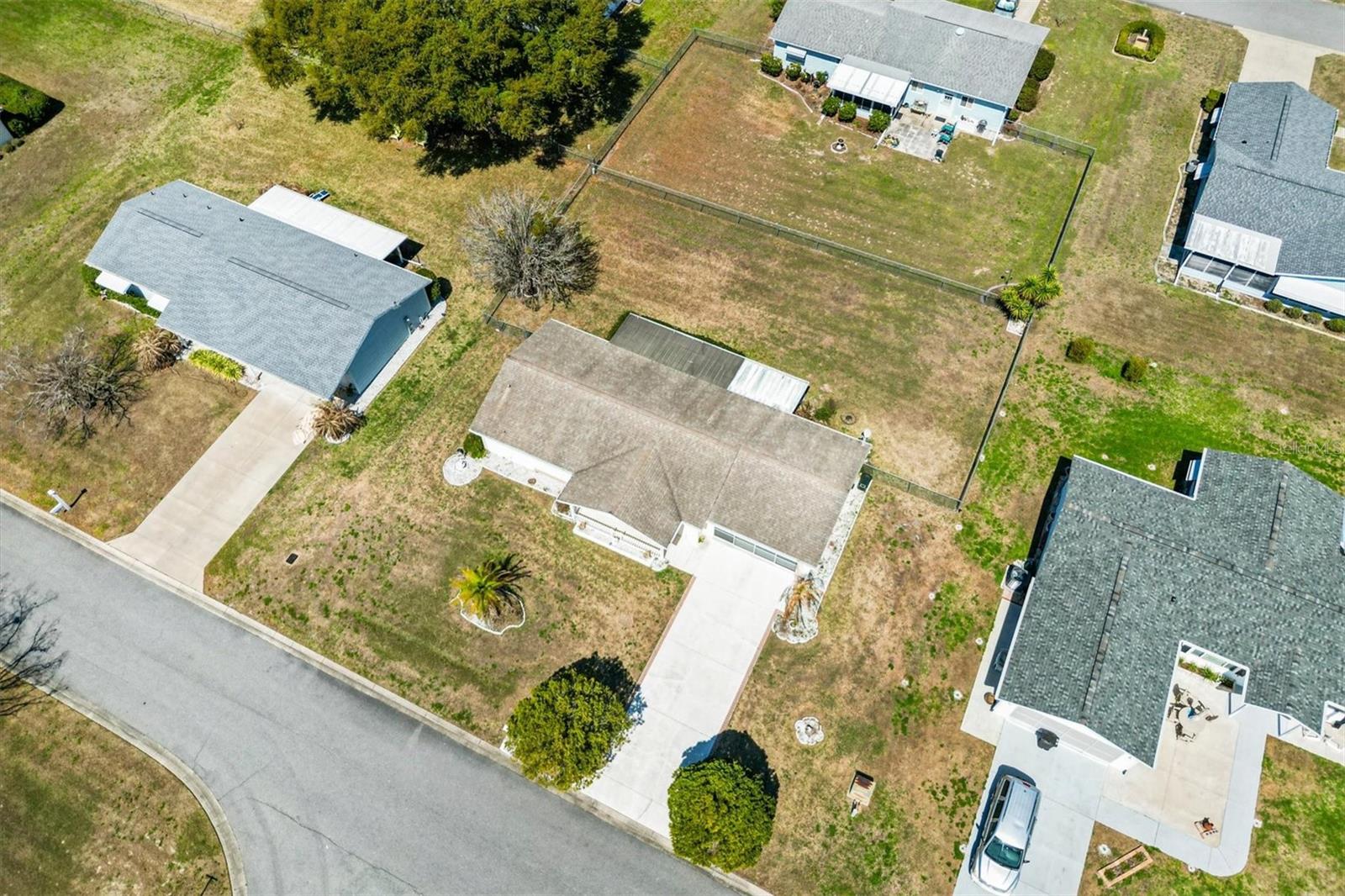 Image 32 of 49 For 10235 179th Place