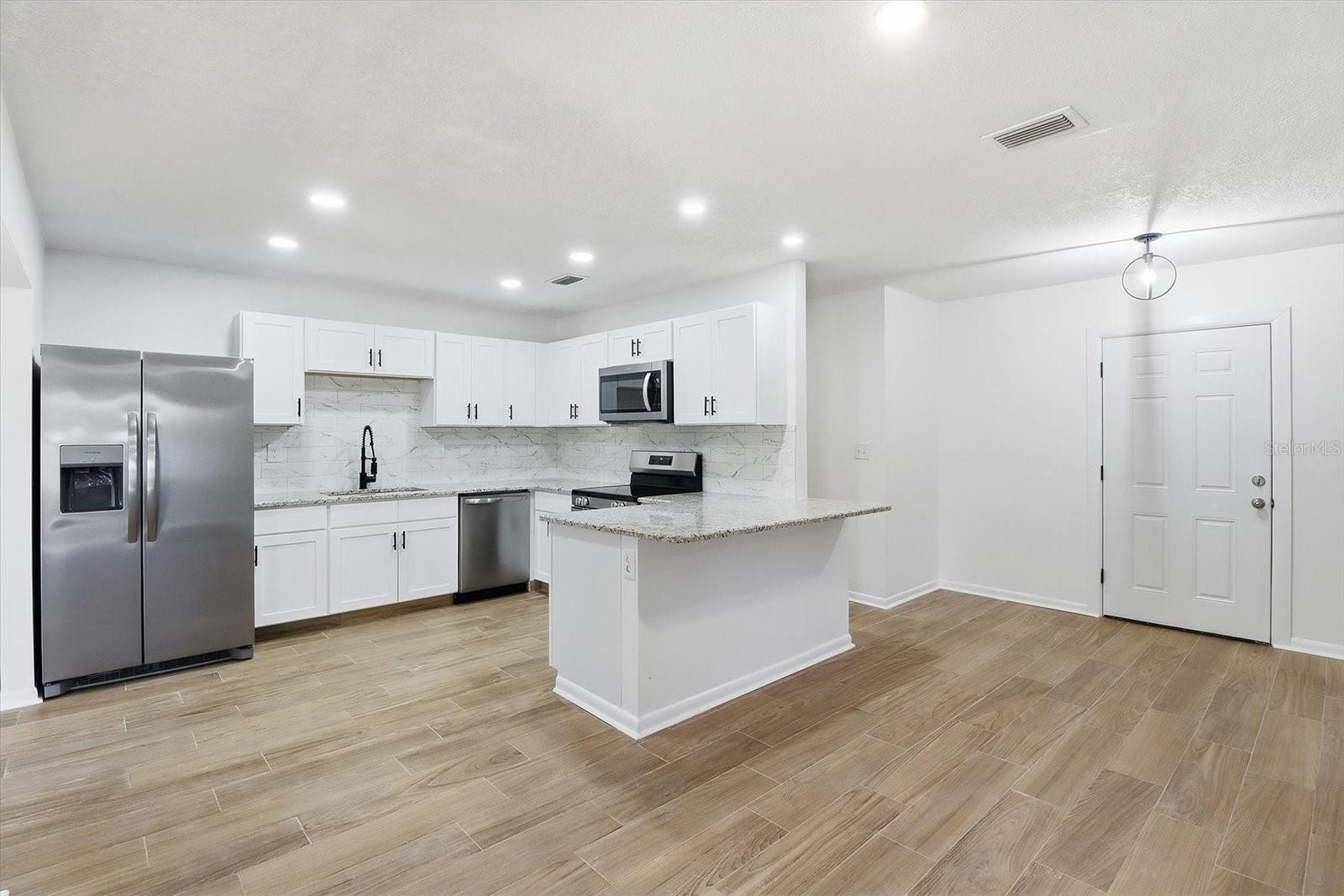 Image 11 of 36 For 2587 Cacti Court