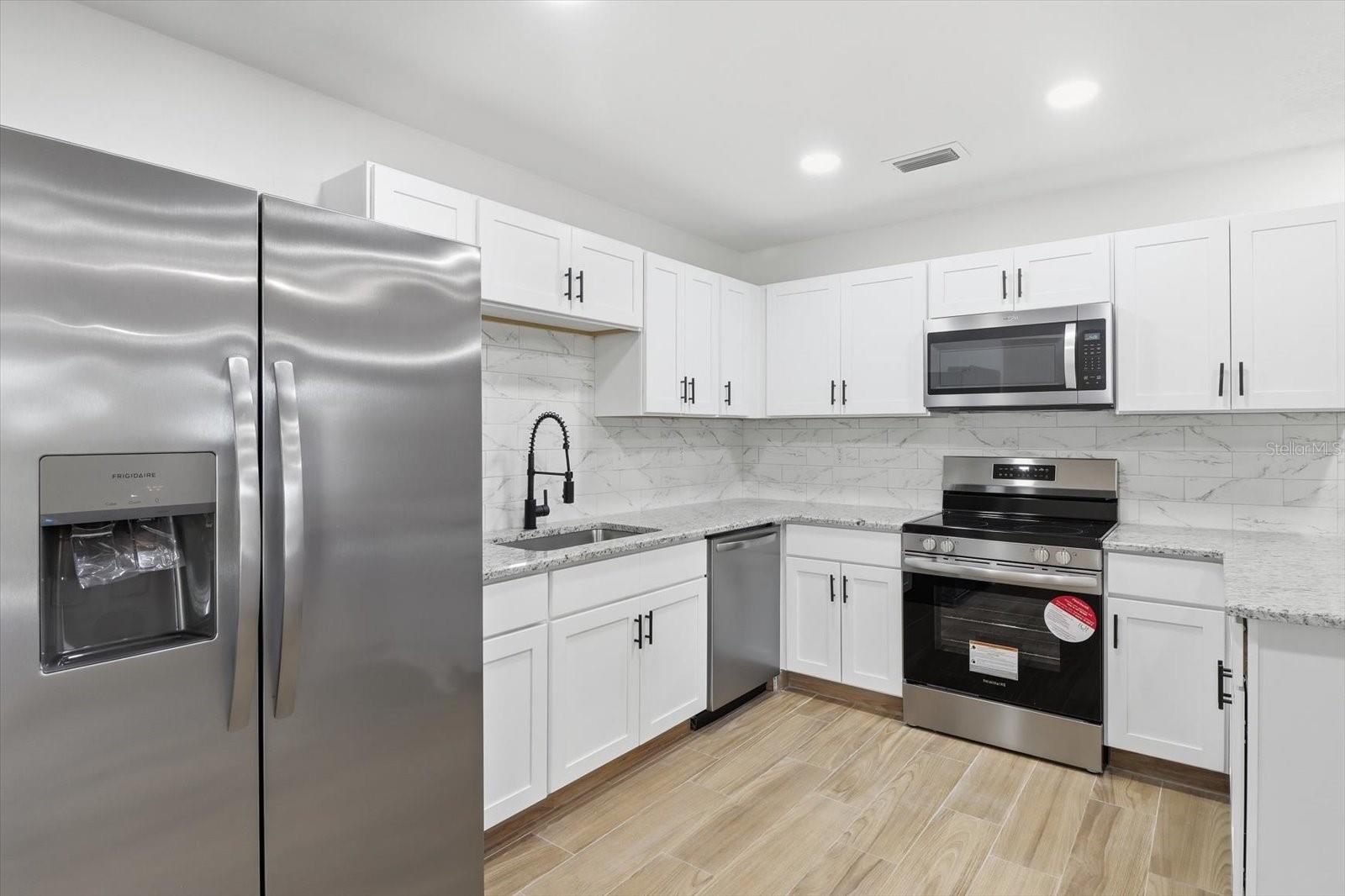 Image 12 of 36 For 2587 Cacti Court