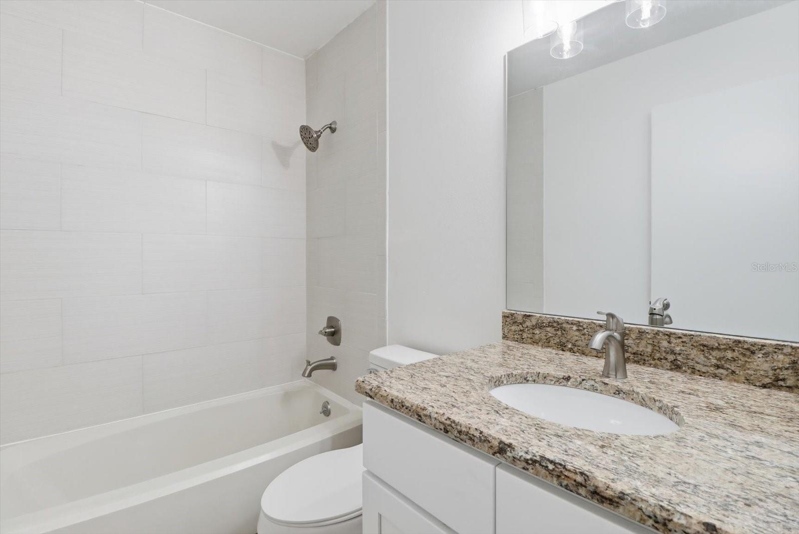 Image 19 of 36 For 2587 Cacti Court