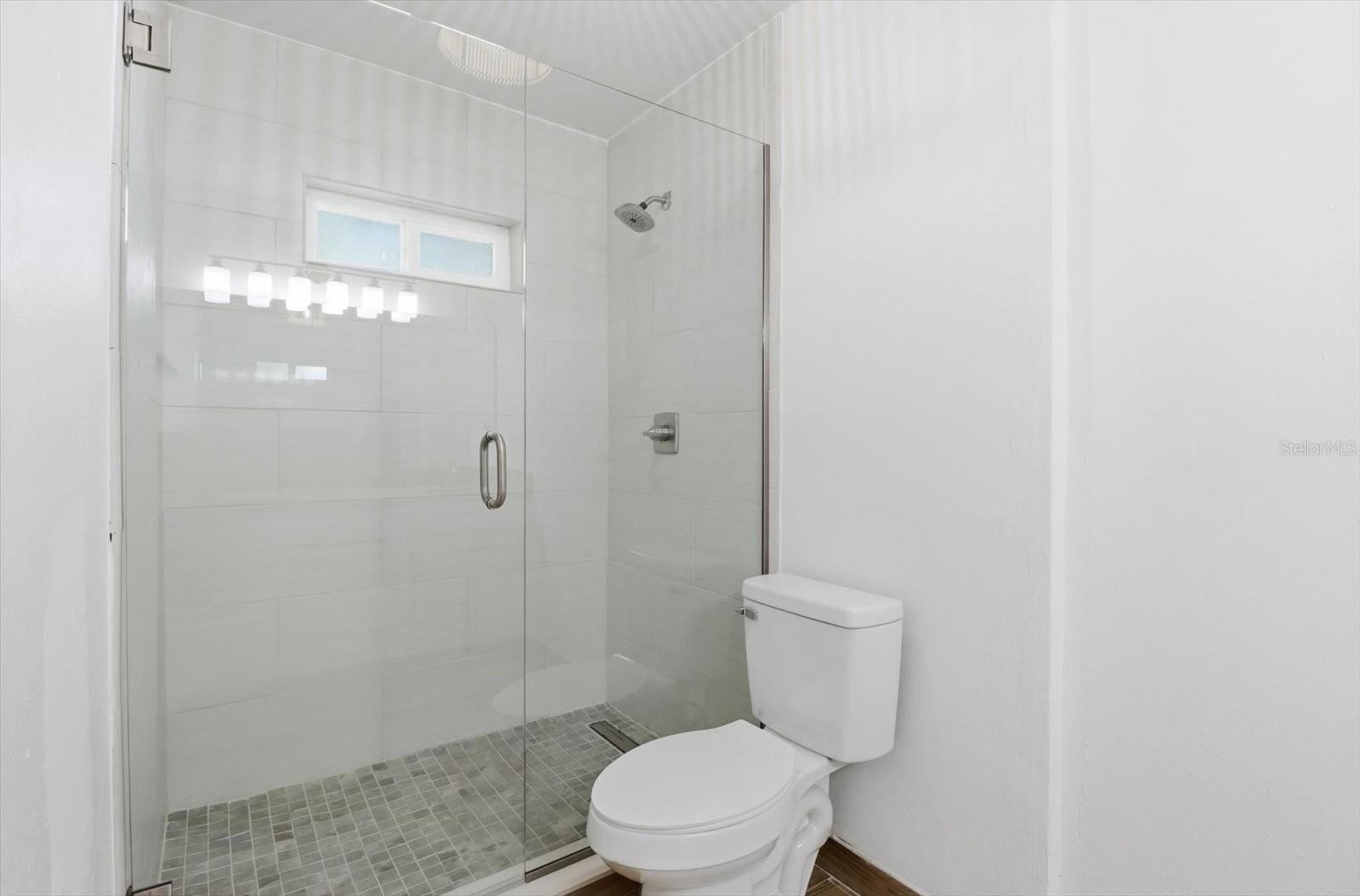 Image 28 of 36 For 2587 Cacti Court