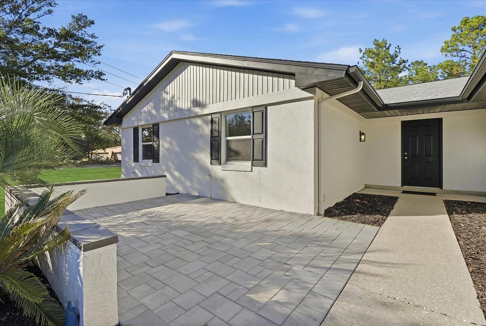 Image 6 of 36 For 2587 Cacti Court