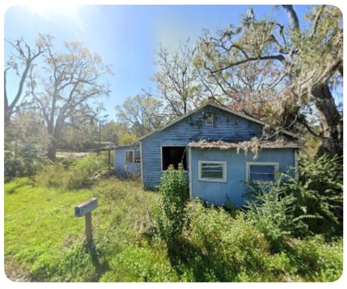 Image 2 of 22 For 823 Warner Avenue