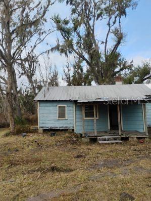 Image 3 of 22 For 823 Warner Avenue