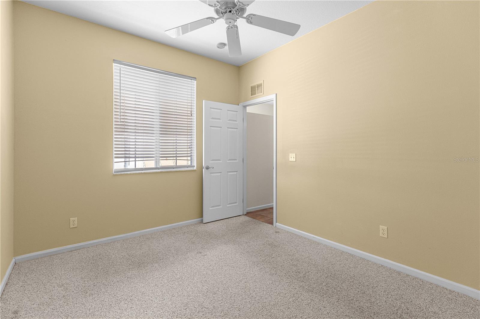 Image 22 of 45 For 2380 53rd Avenue Road