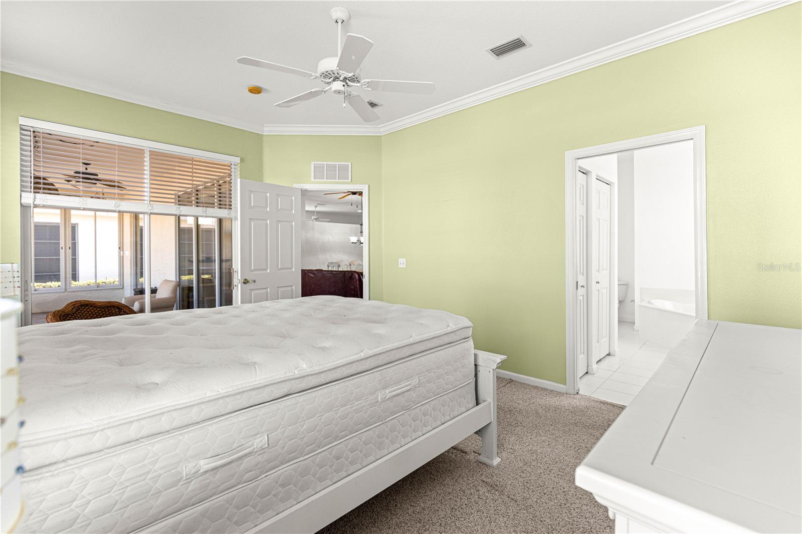 Image 8 of 45 For 2380 53rd Avenue Road