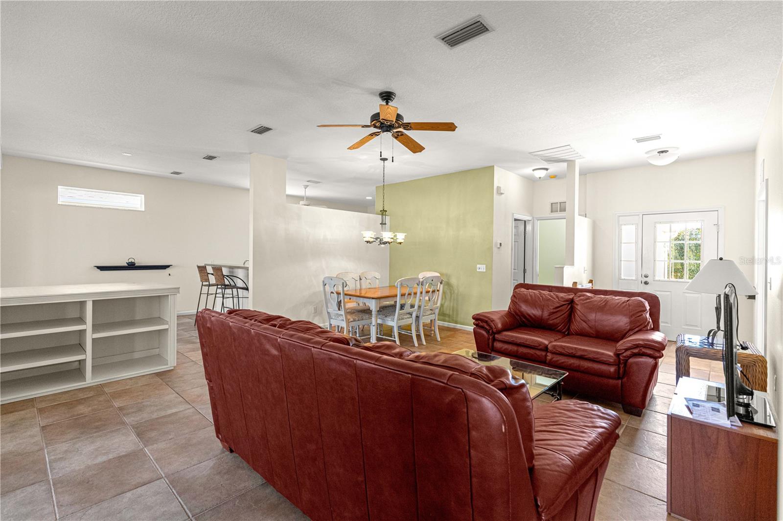 Image 9 of 45 For 2380 53rd Avenue Road