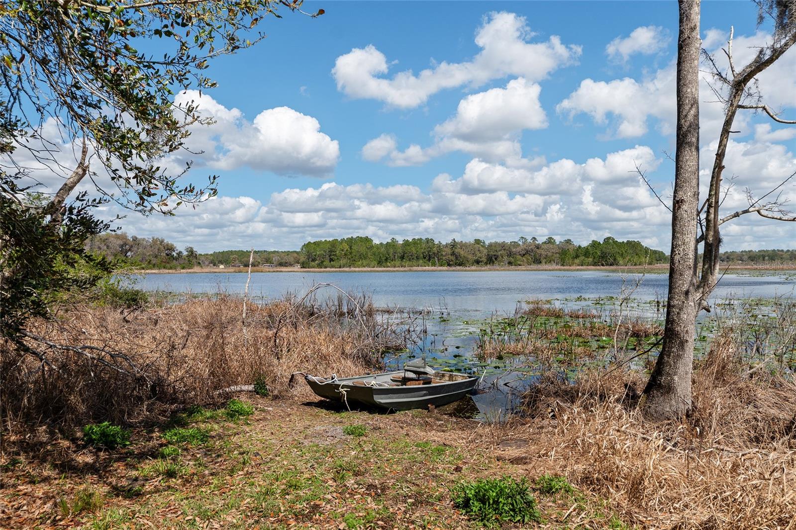 Image 15 of 90 For 11990 112th Avenue Road