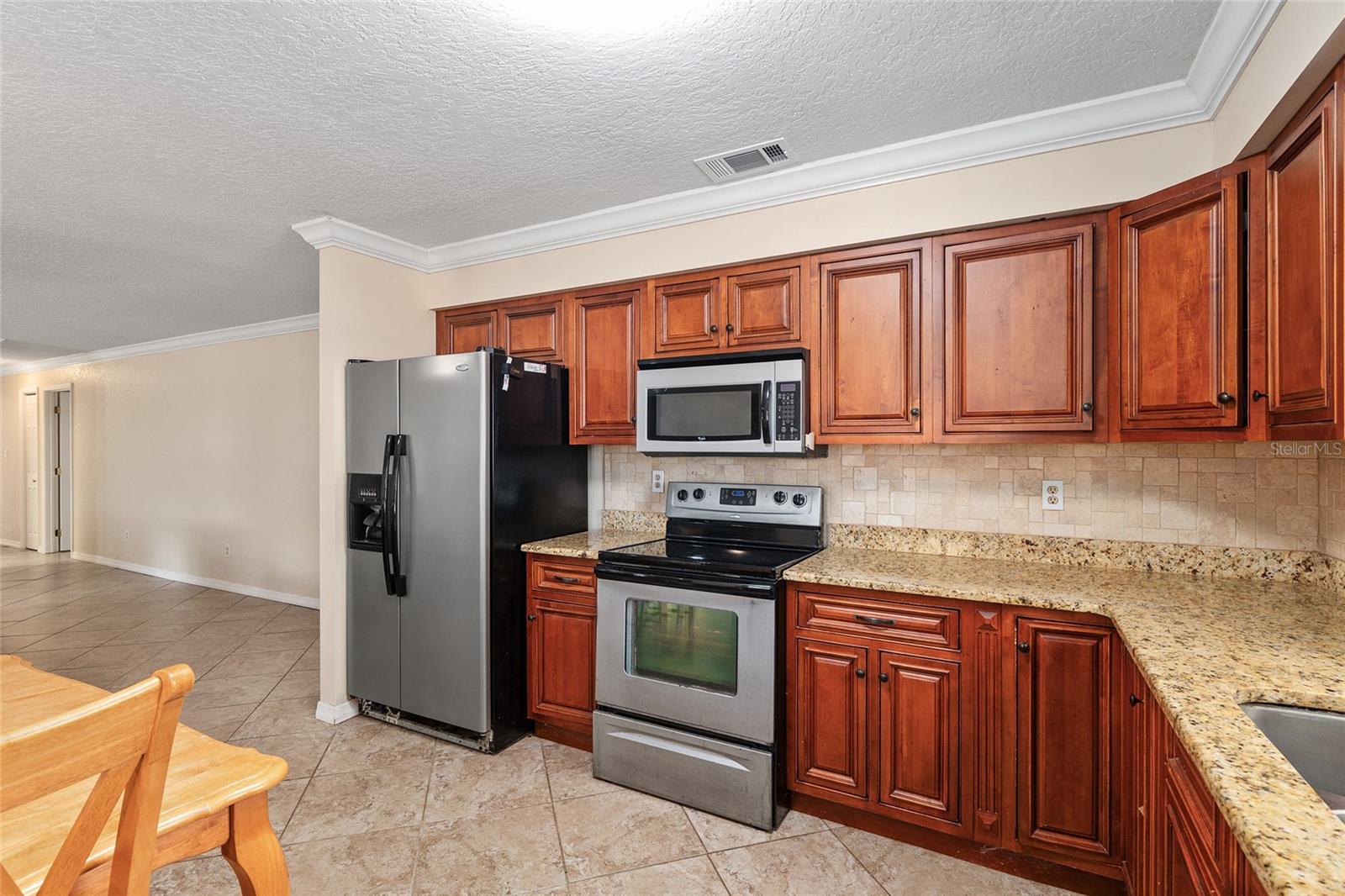 Image 28 of 90 For 11990 112th Avenue Road