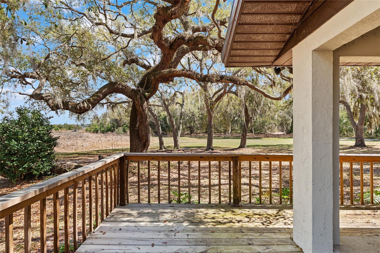 Image 49 of 90 For 11990 112th Avenue Road