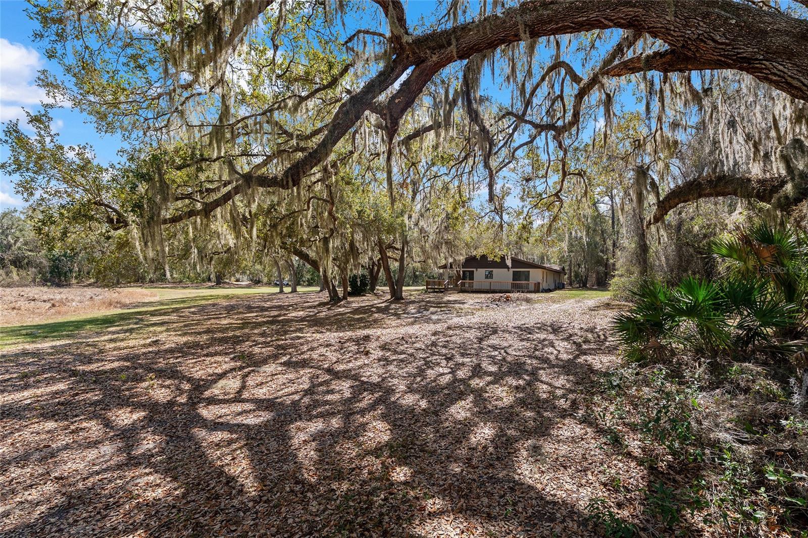 Image 61 of 90 For 11990 112th Avenue Road