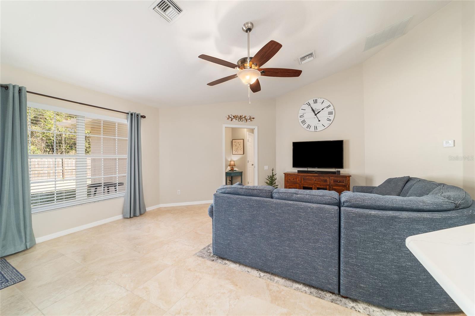 Image 16 of 30 For 2723 23rd Avenue