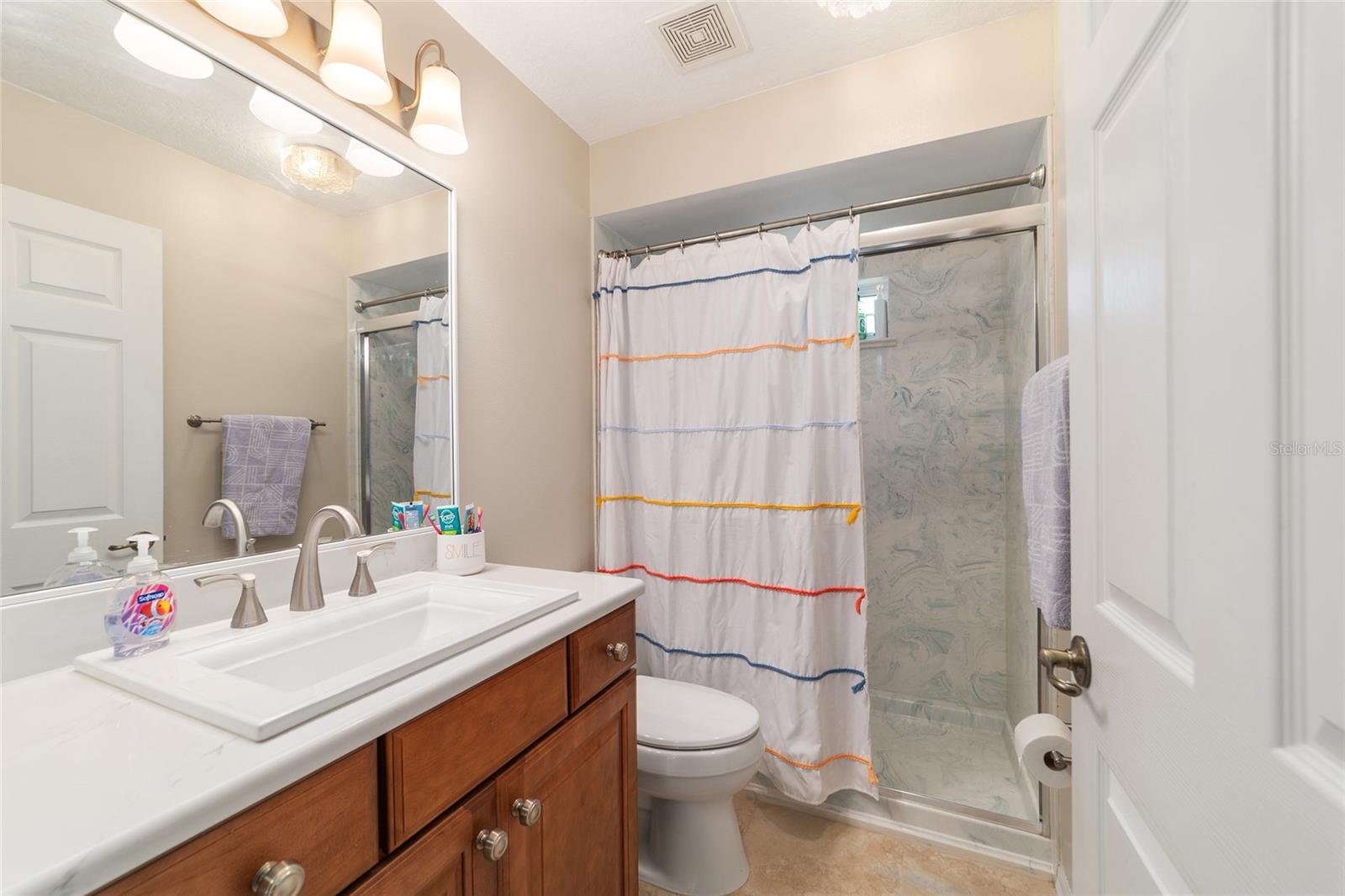 Image 24 of 30 For 2723 23rd Avenue