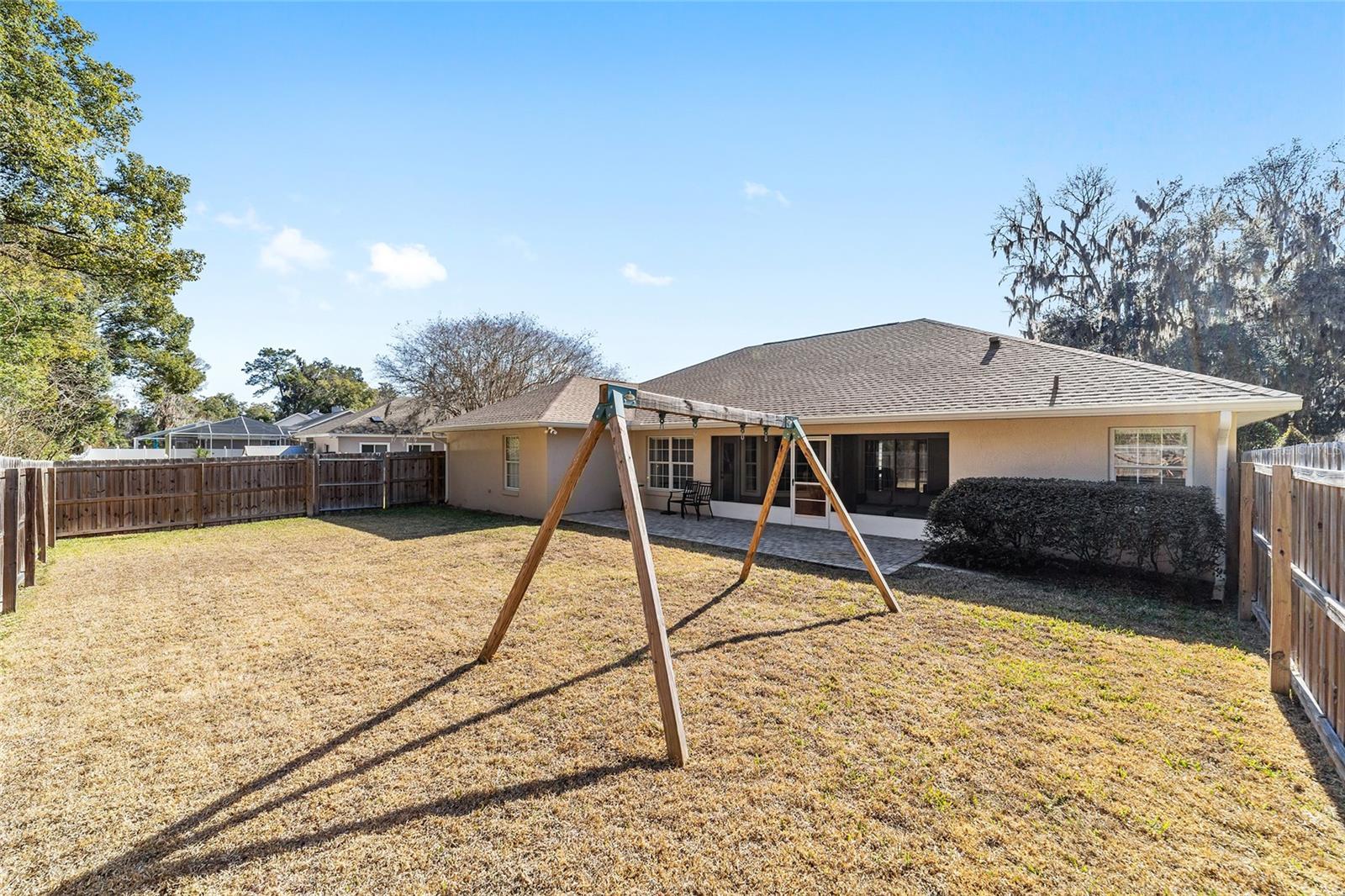 Image 28 of 30 For 2723 23rd Avenue