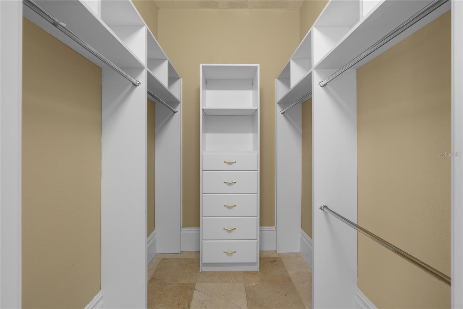 Image 19 of 100 For 3409 17th Court