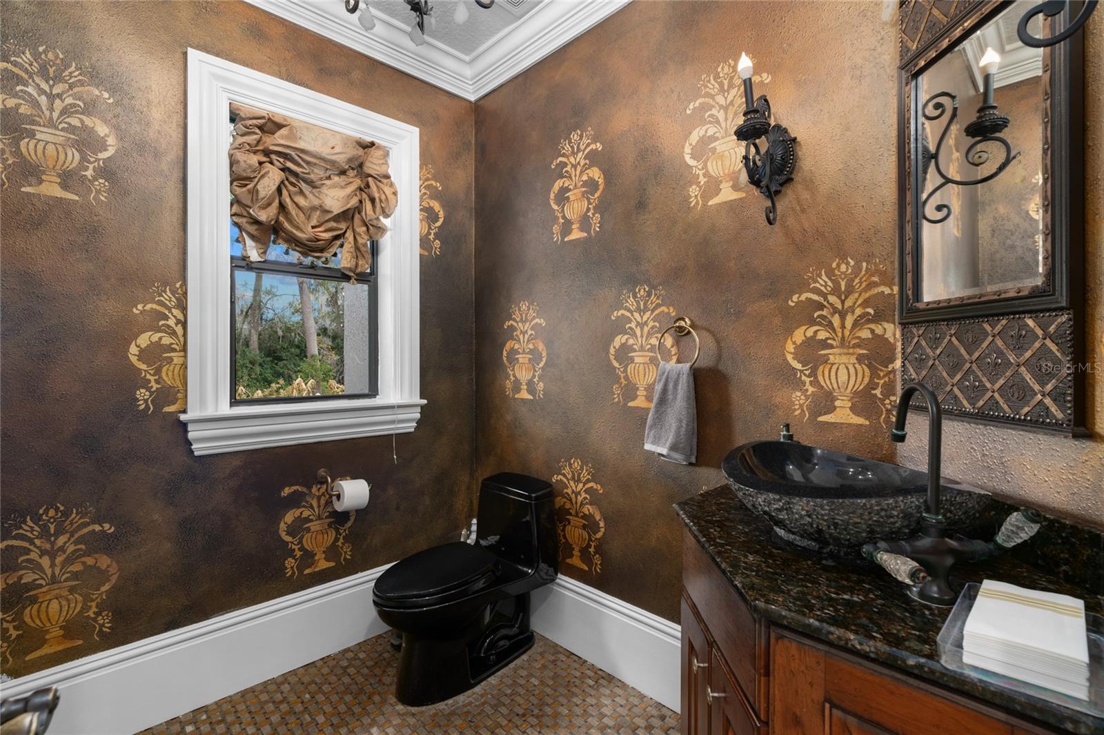 Image 40 of 100 For 3409 17th Court