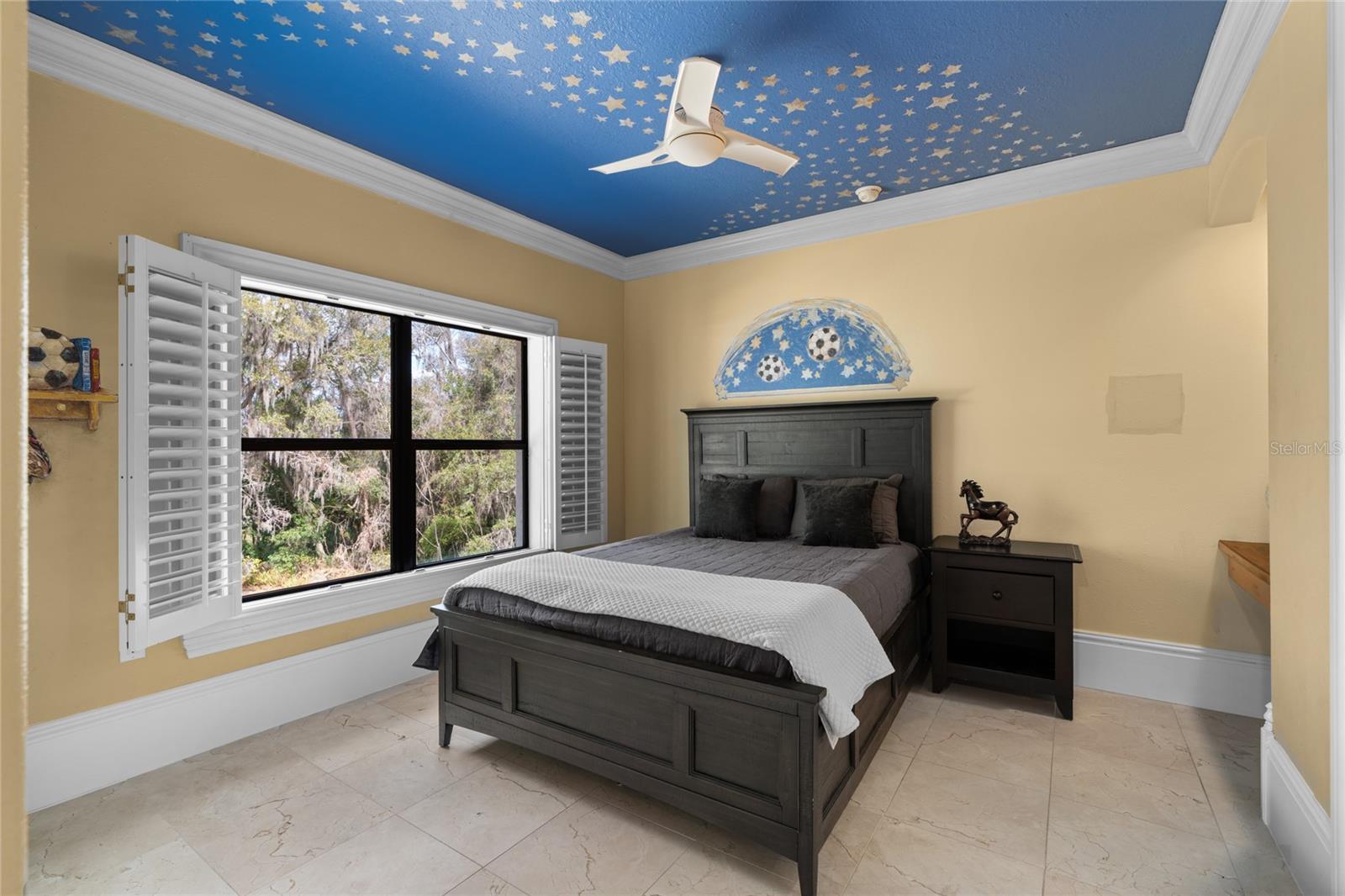 Image 41 of 100 For 3409 17th Court