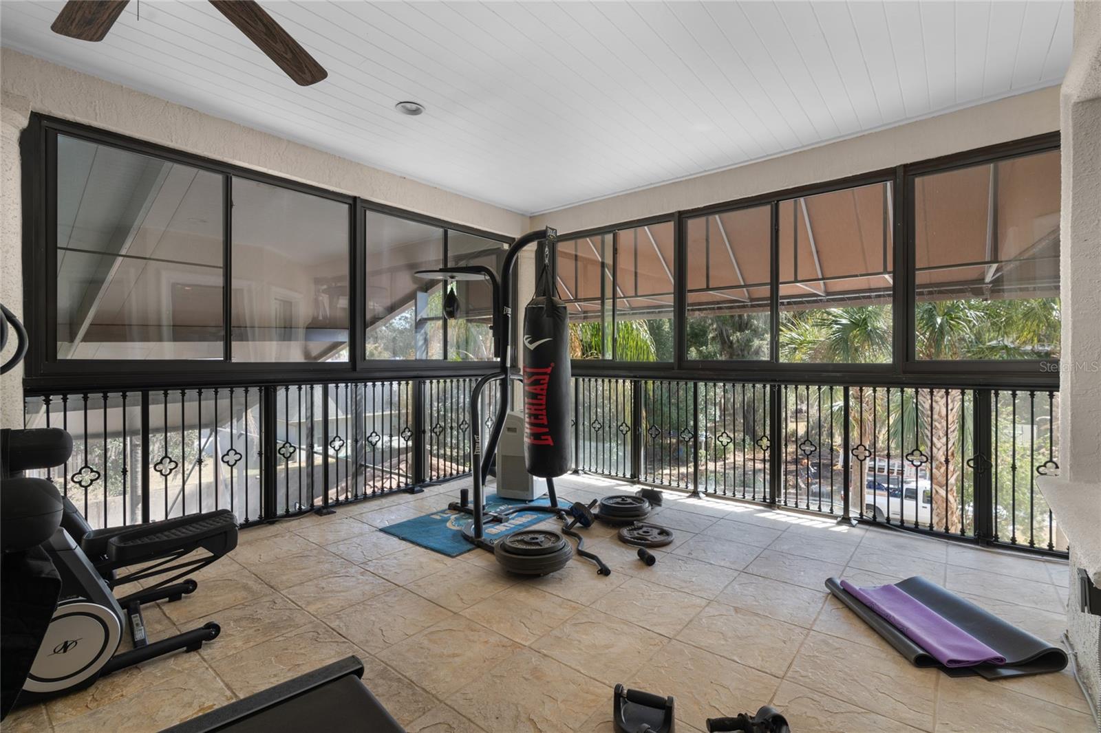 Image 60 of 100 For 3409 17th Court