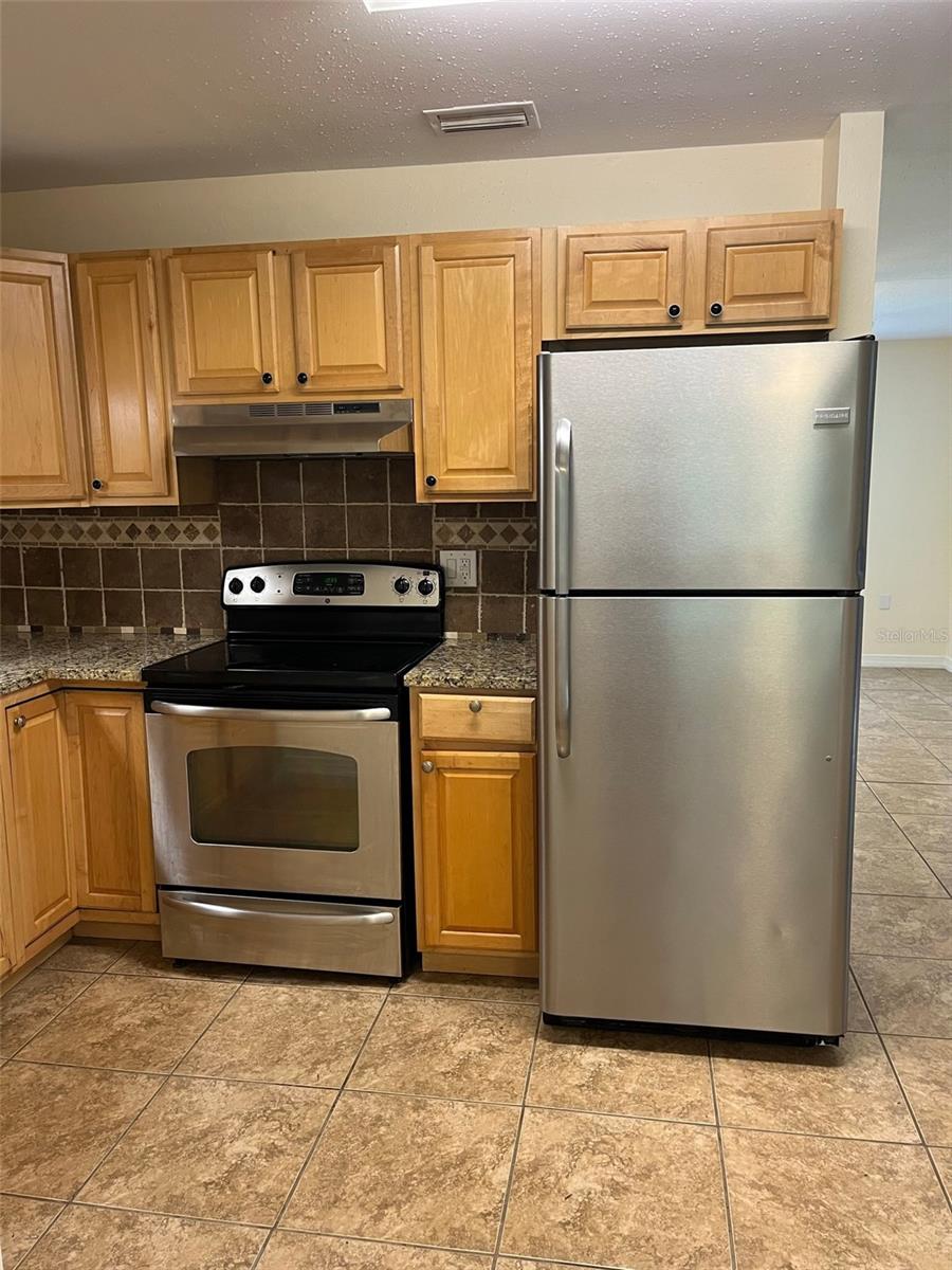 Image 6 of 20 For 122 37th Terrace