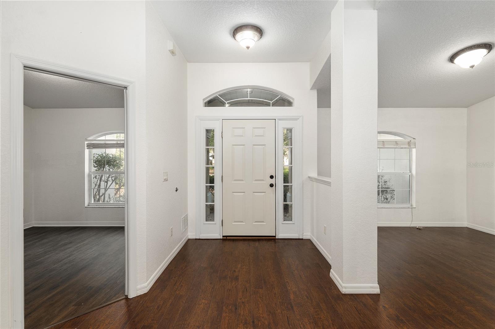 Image 16 of 91 For 14650 1st Avenue Road