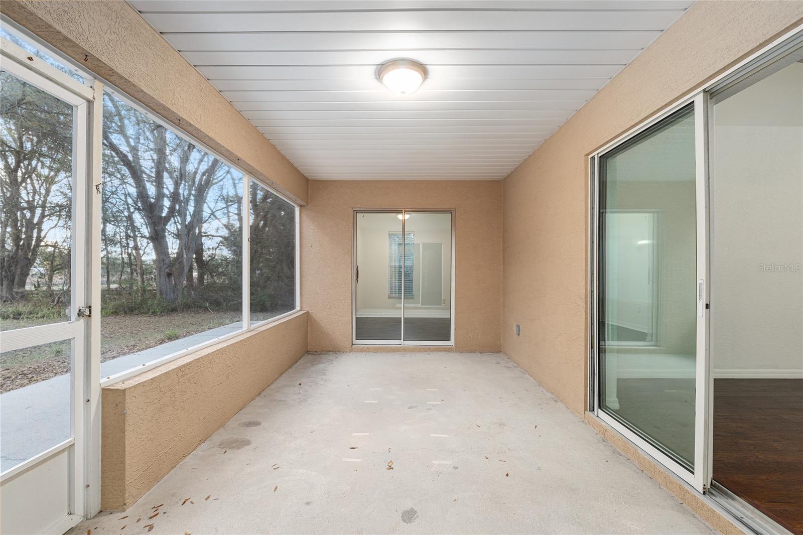 Image 64 of 91 For 14650 1st Avenue Road