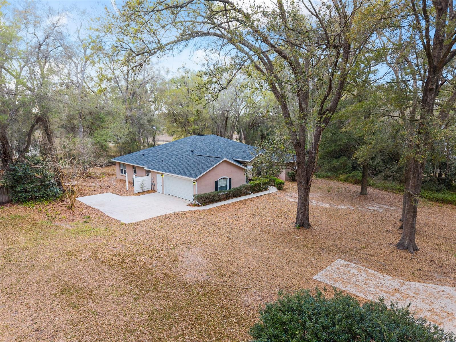 Image 76 of 91 For 14650 1st Avenue Road