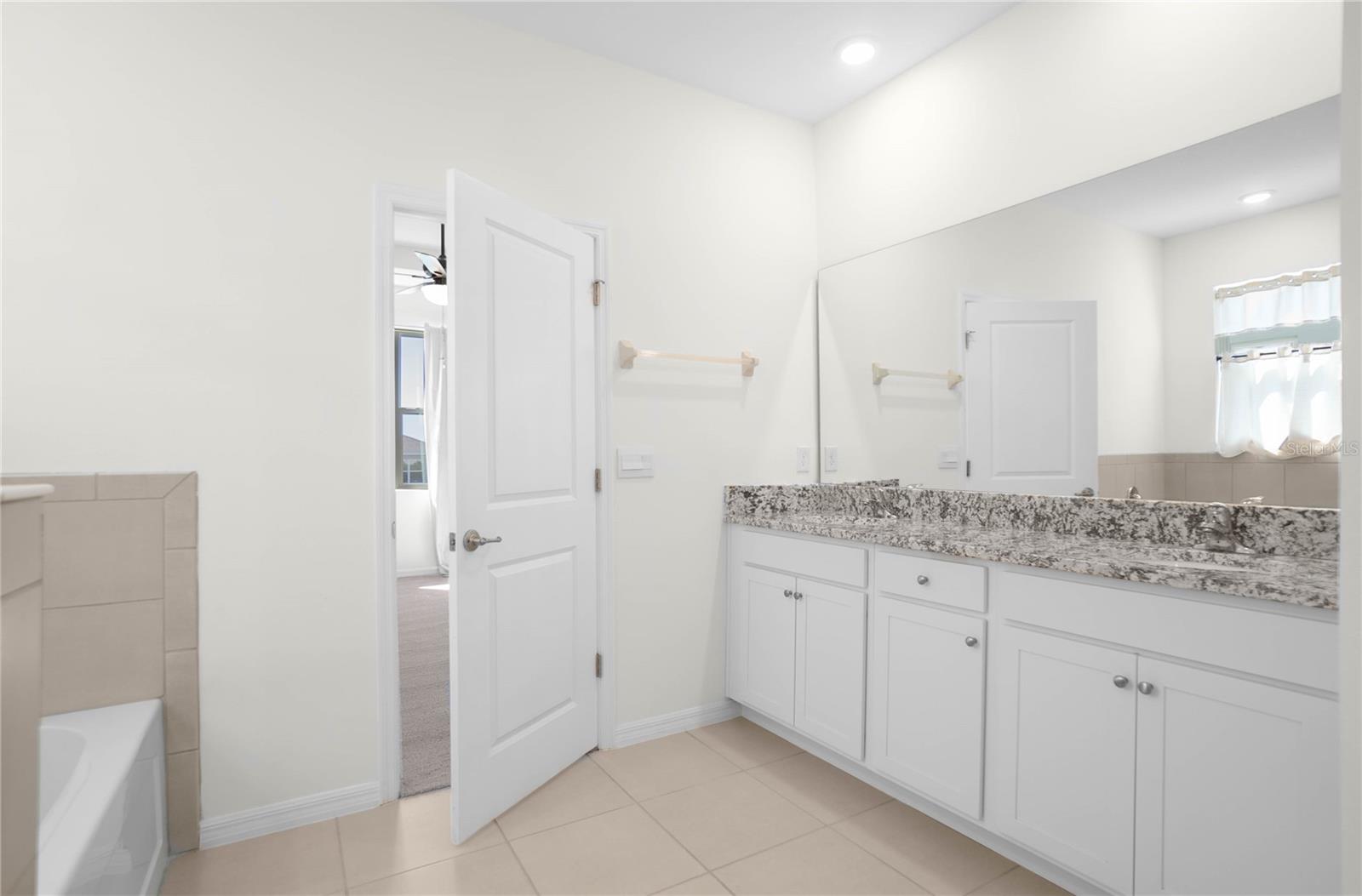 Image 19 of 32 For 7974 Penrose Place