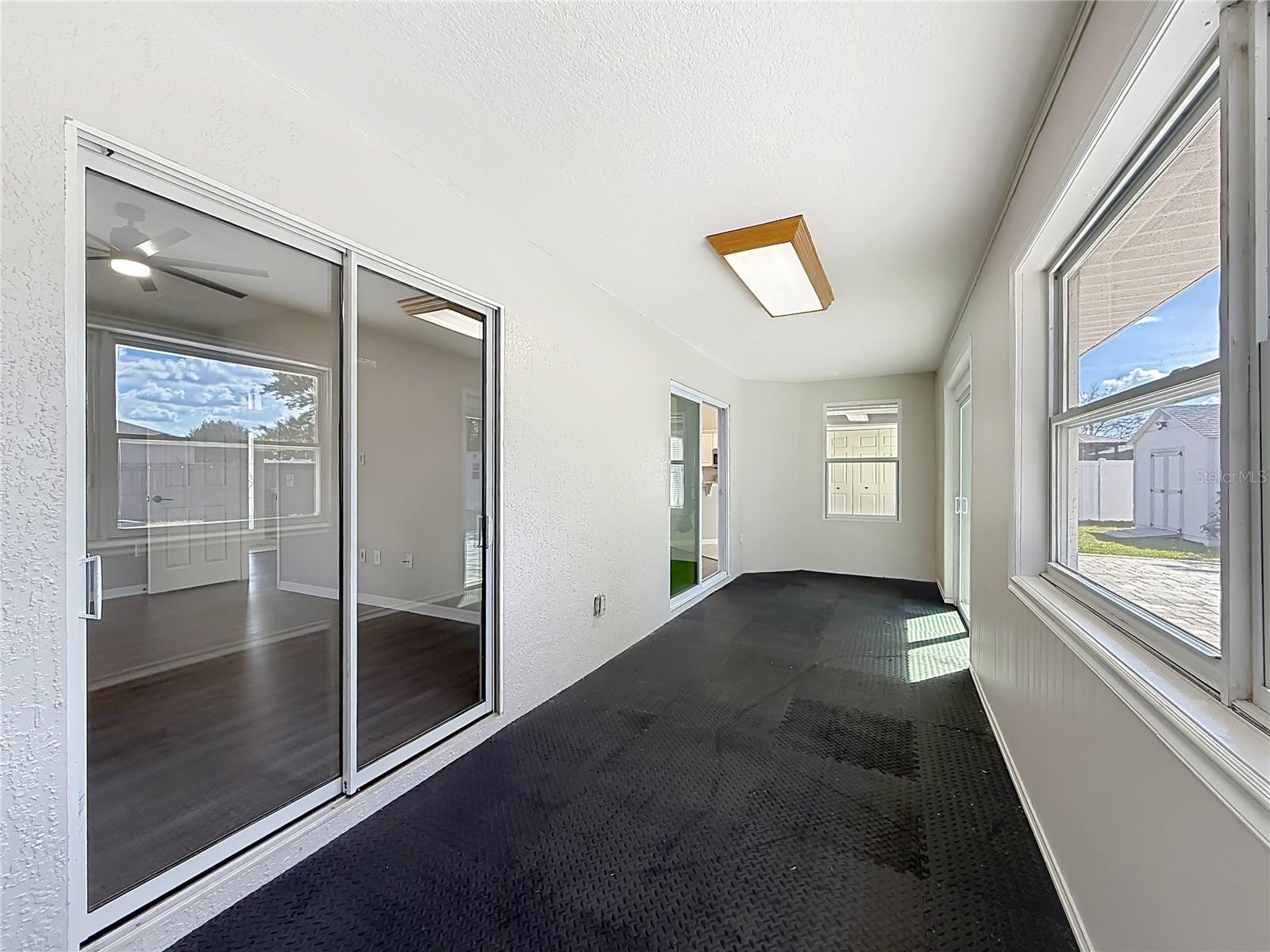 Image 18 of 60 For 10120 68th Court