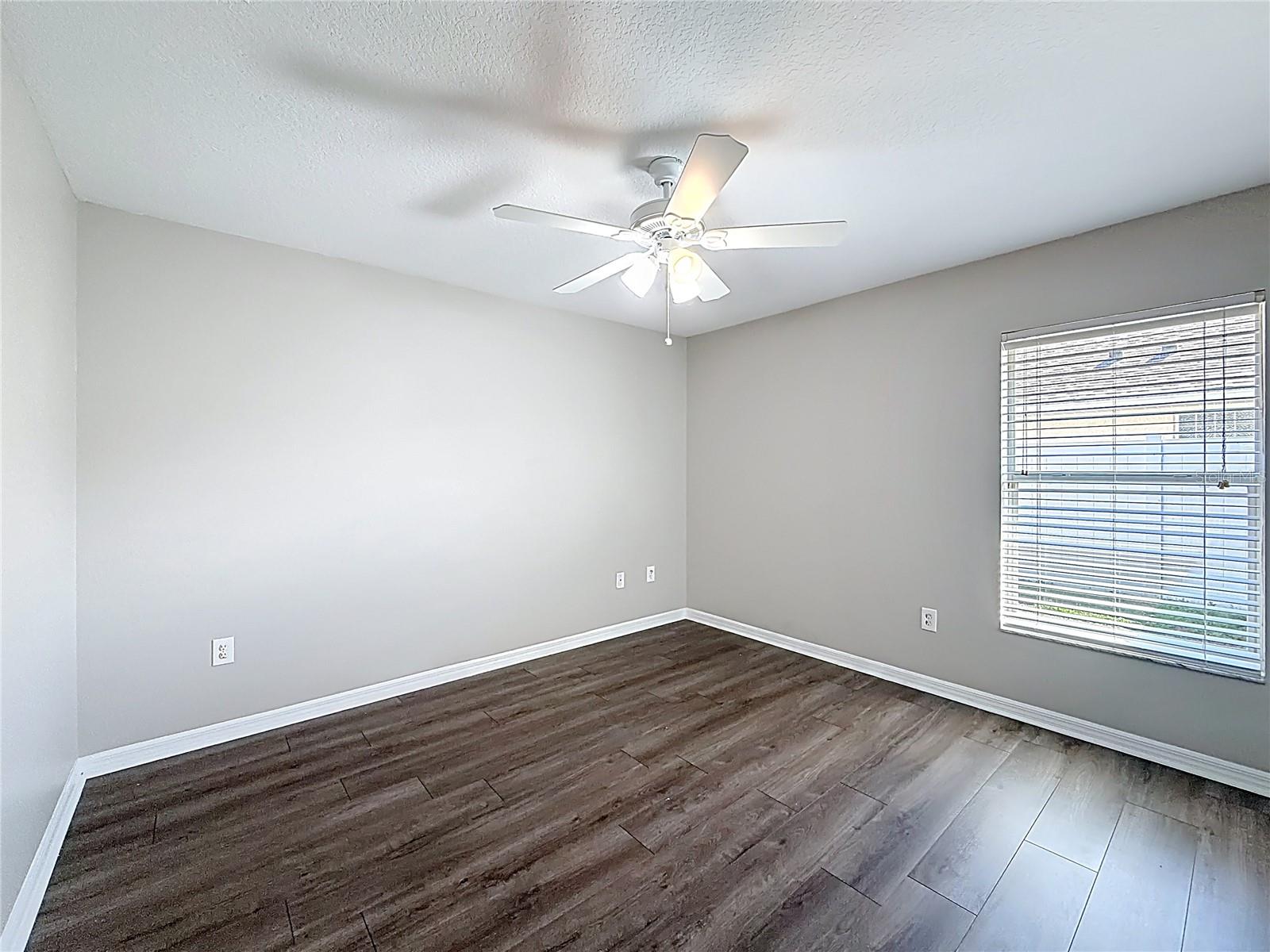 Image 31 of 60 For 10120 68th Court