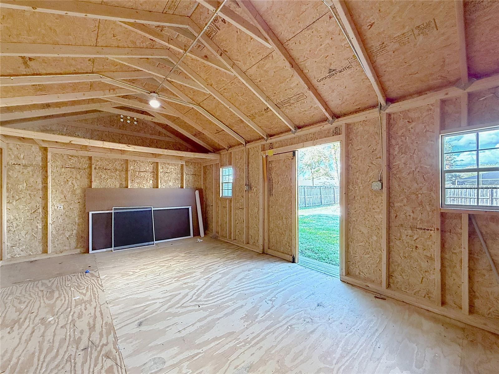 Image 42 of 60 For 10120 68th Court