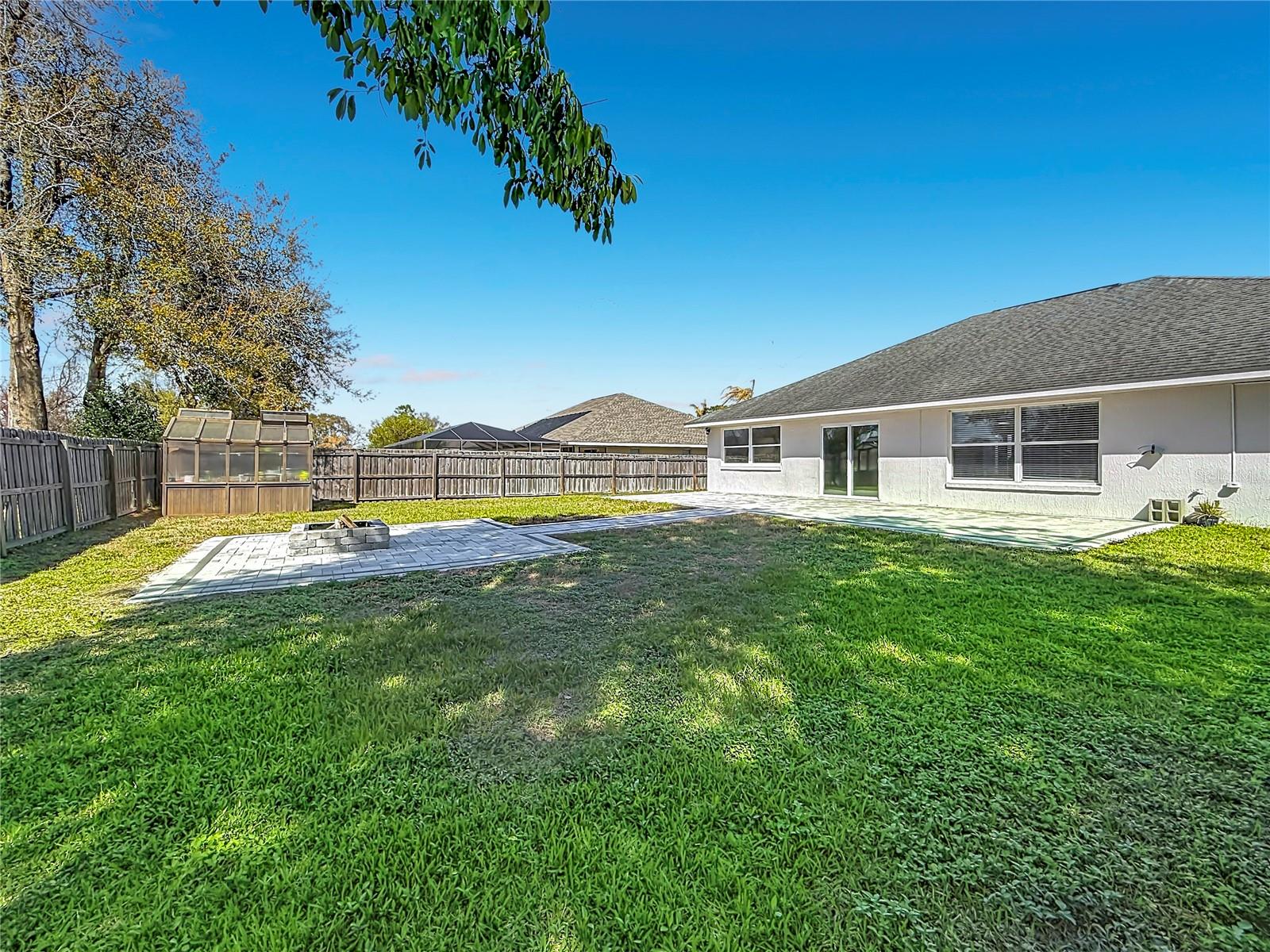 Image 49 of 60 For 10120 68th Court