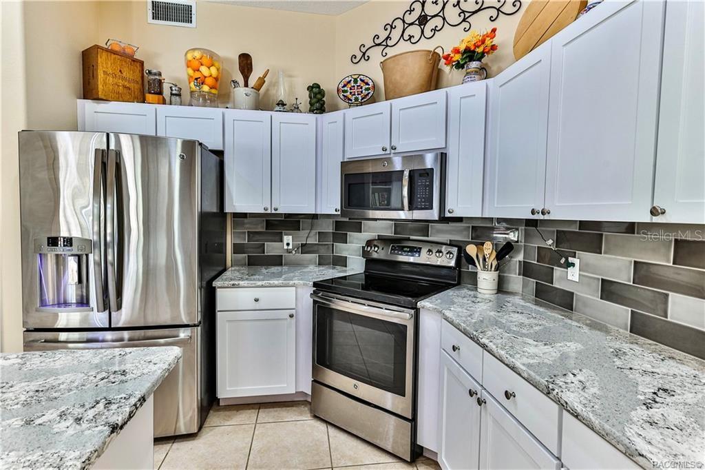 Image 12 of 49 For 5420 Rosedale Circle