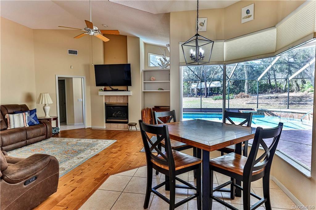 Image 15 of 49 For 5420 Rosedale Circle