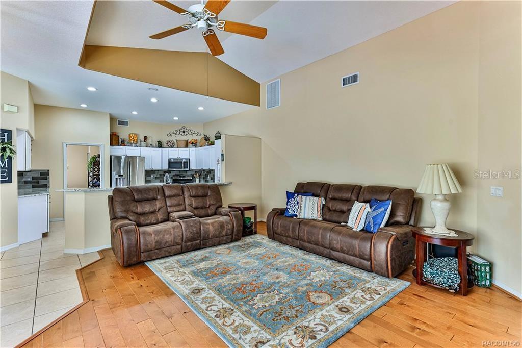 Image 18 of 49 For 5420 Rosedale Circle