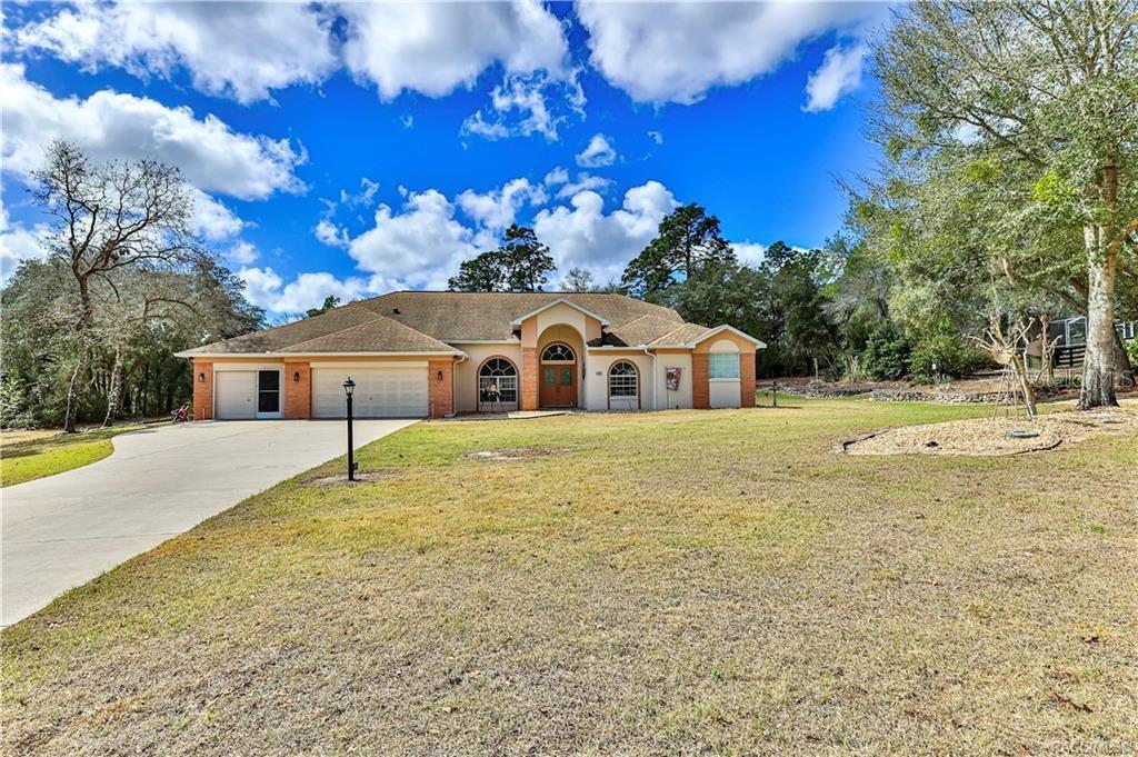 Image 2 of 49 For 5420 Rosedale Circle