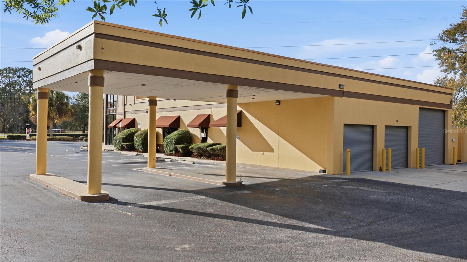 Image 2 of 25 For 7535 62nd Court B