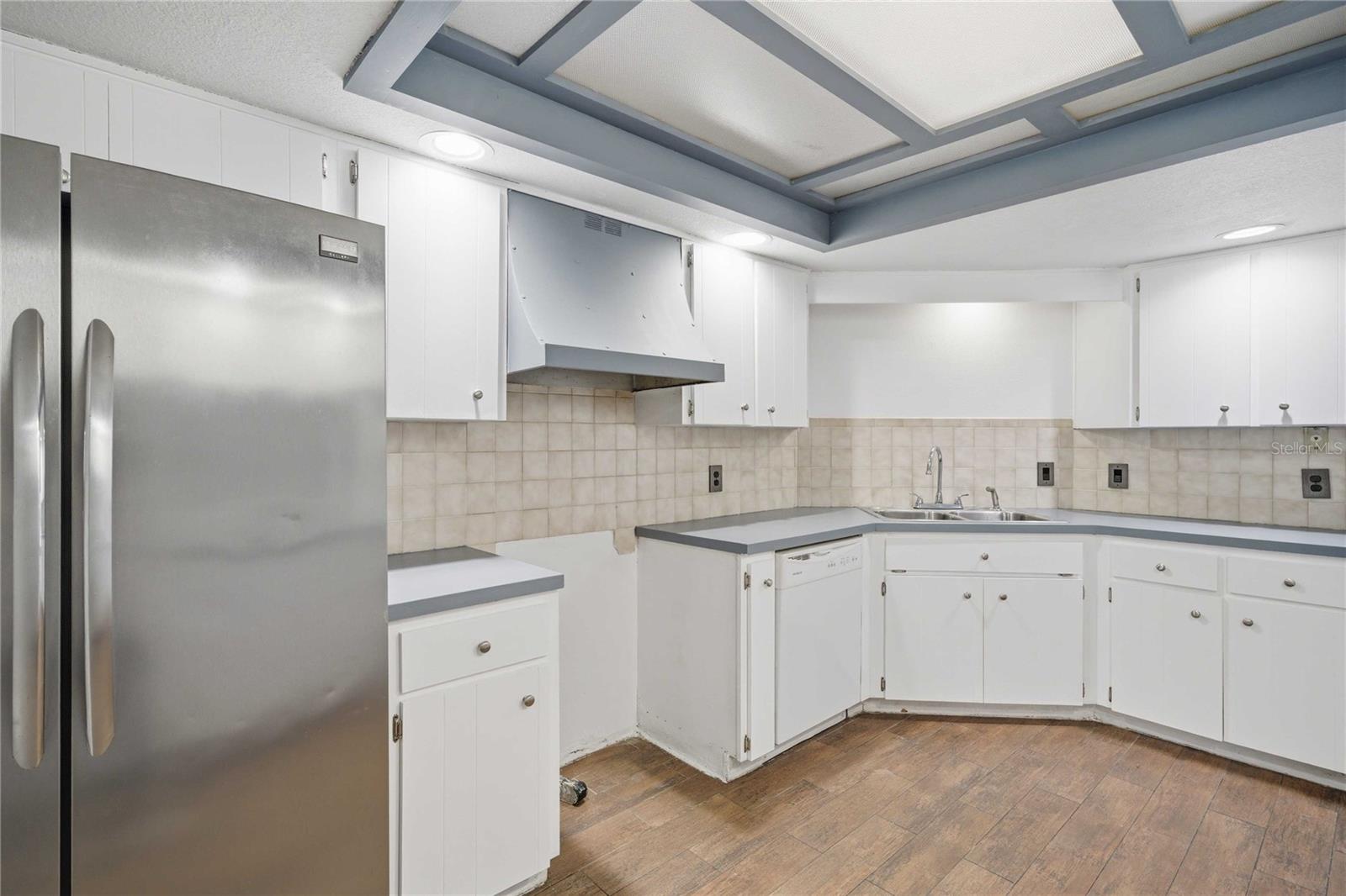 Image 21 of 46 For 2636 Express Lane