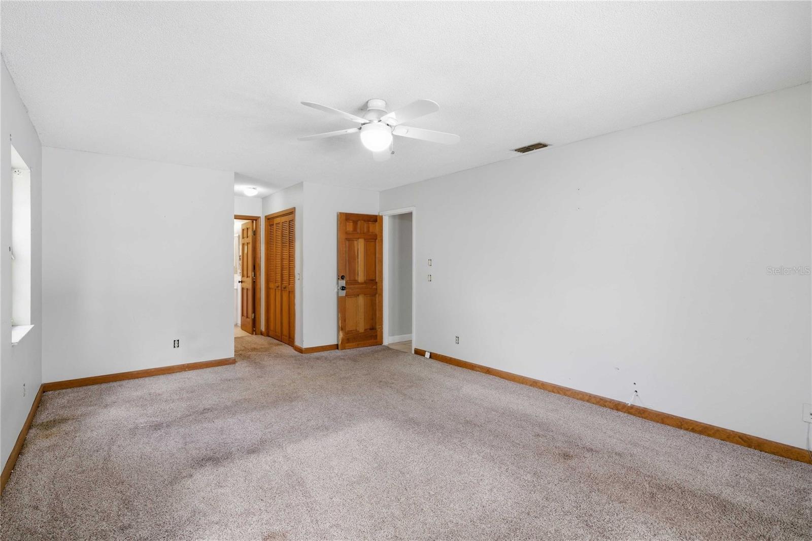 Image 27 of 46 For 2636 Express Lane