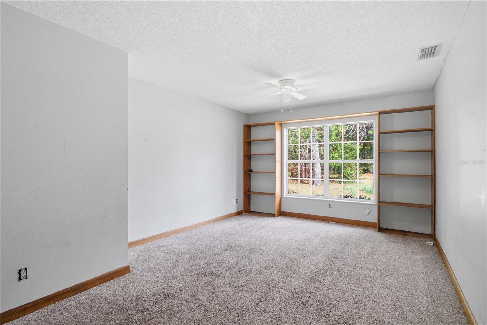 Image 6 of 46 For 2636 Express Lane