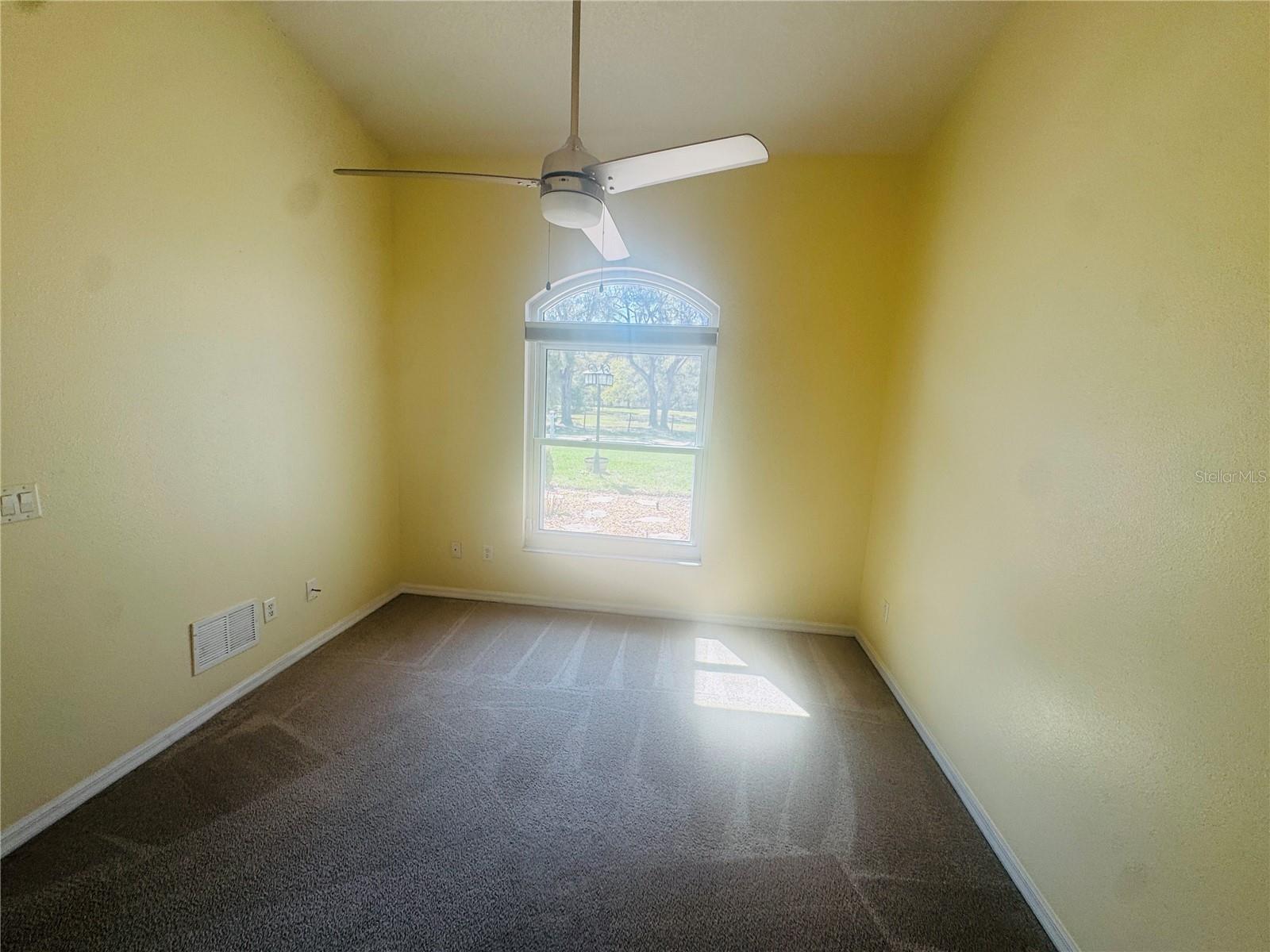 Image 20 of 75 For 13797 109th Lane