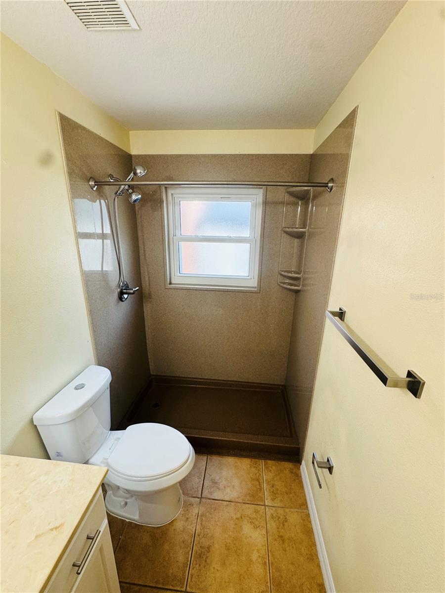 Image 22 of 75 For 13797 109th Lane