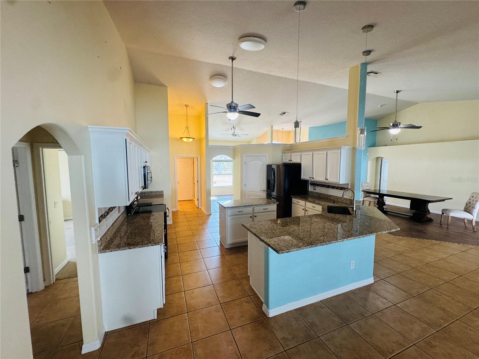 Image 4 of 75 For 13797 109th Lane