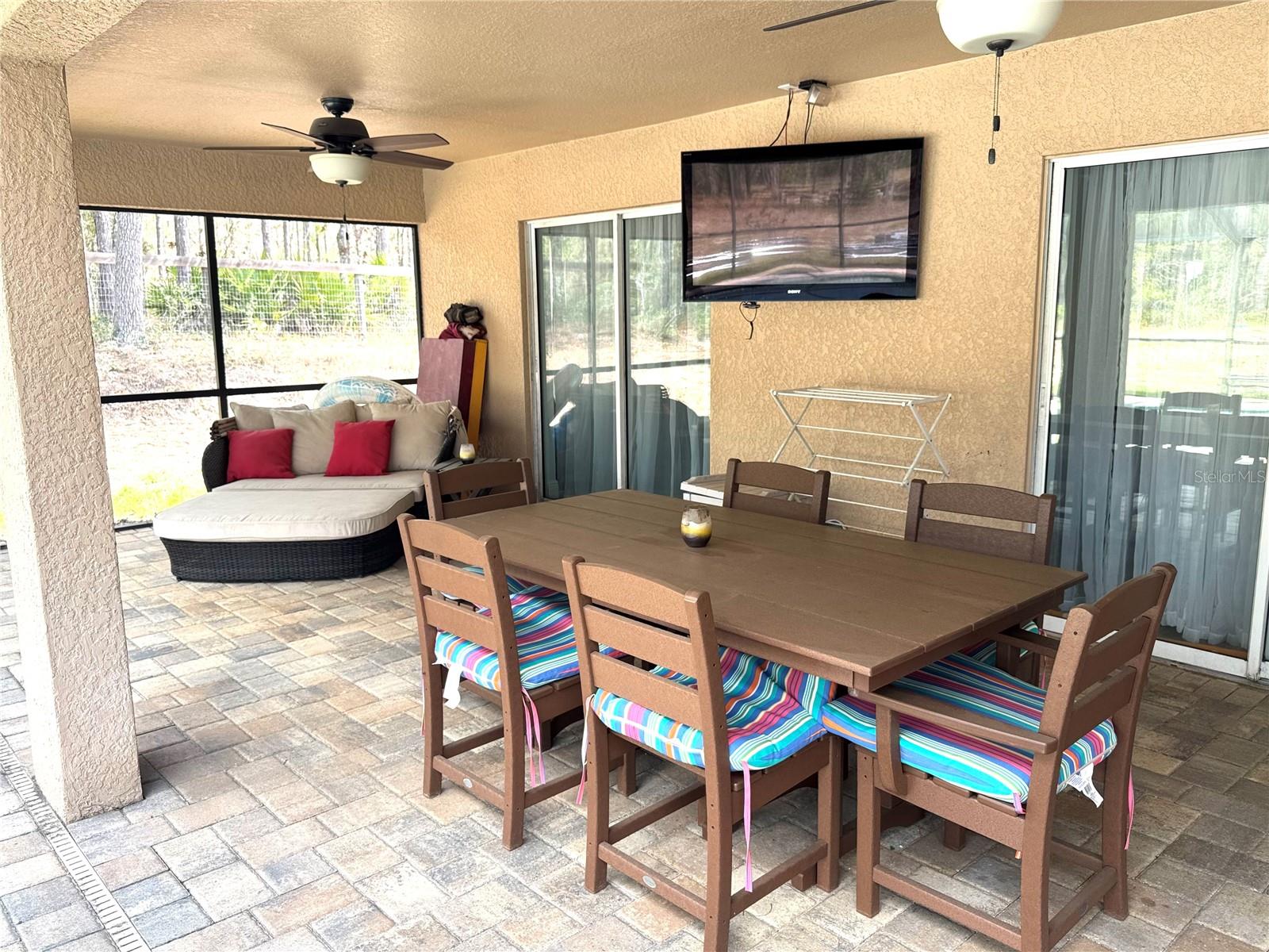 Image 15 of 33 For 4911 Valley Terrace