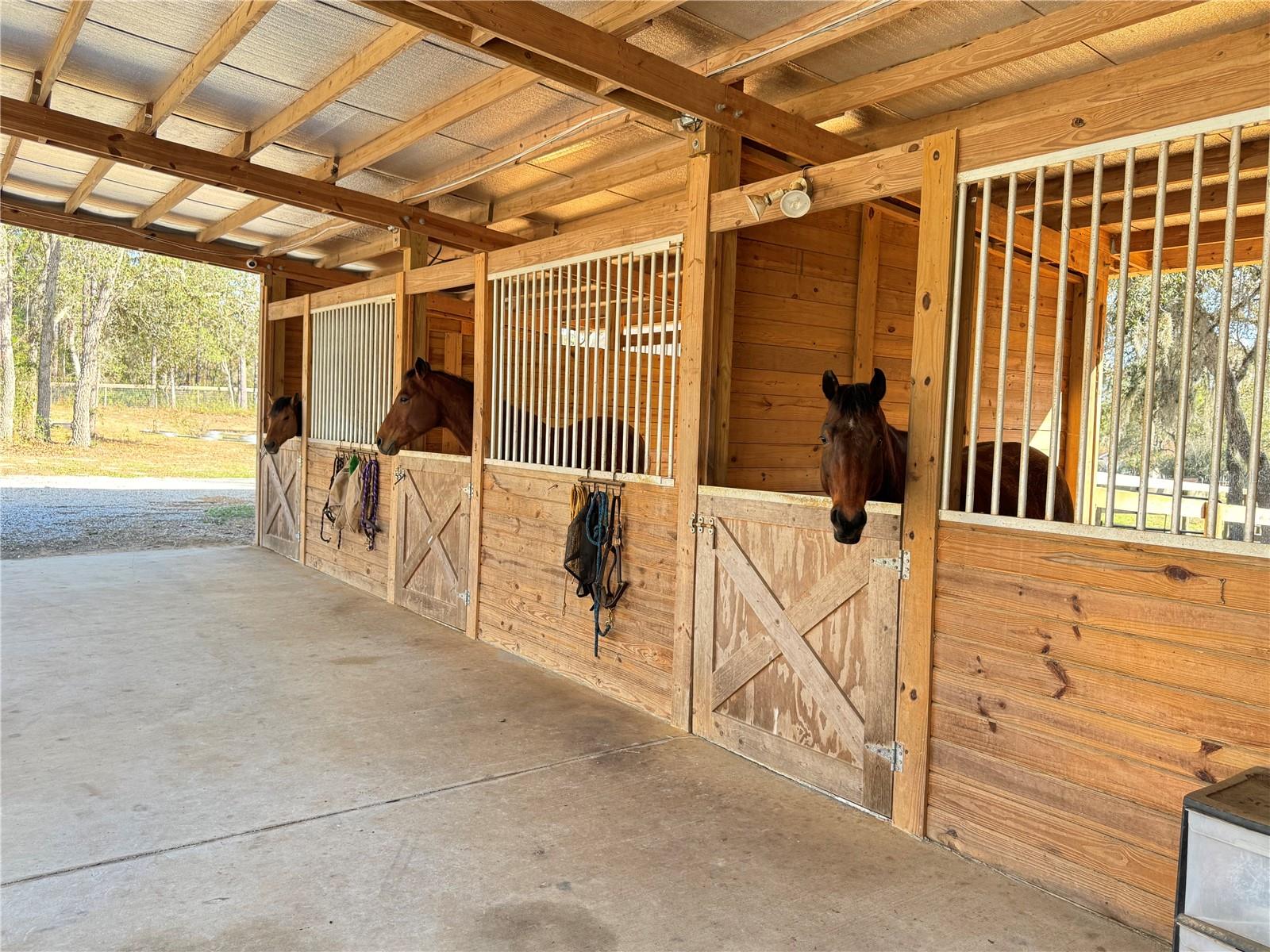 Image 26 of 33 For 4911 Valley Terrace