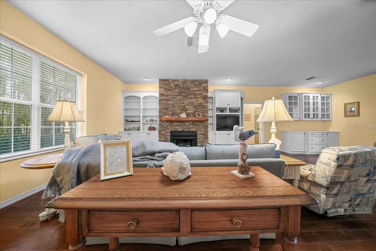 Image 37 of 82 For 7184 8th Place