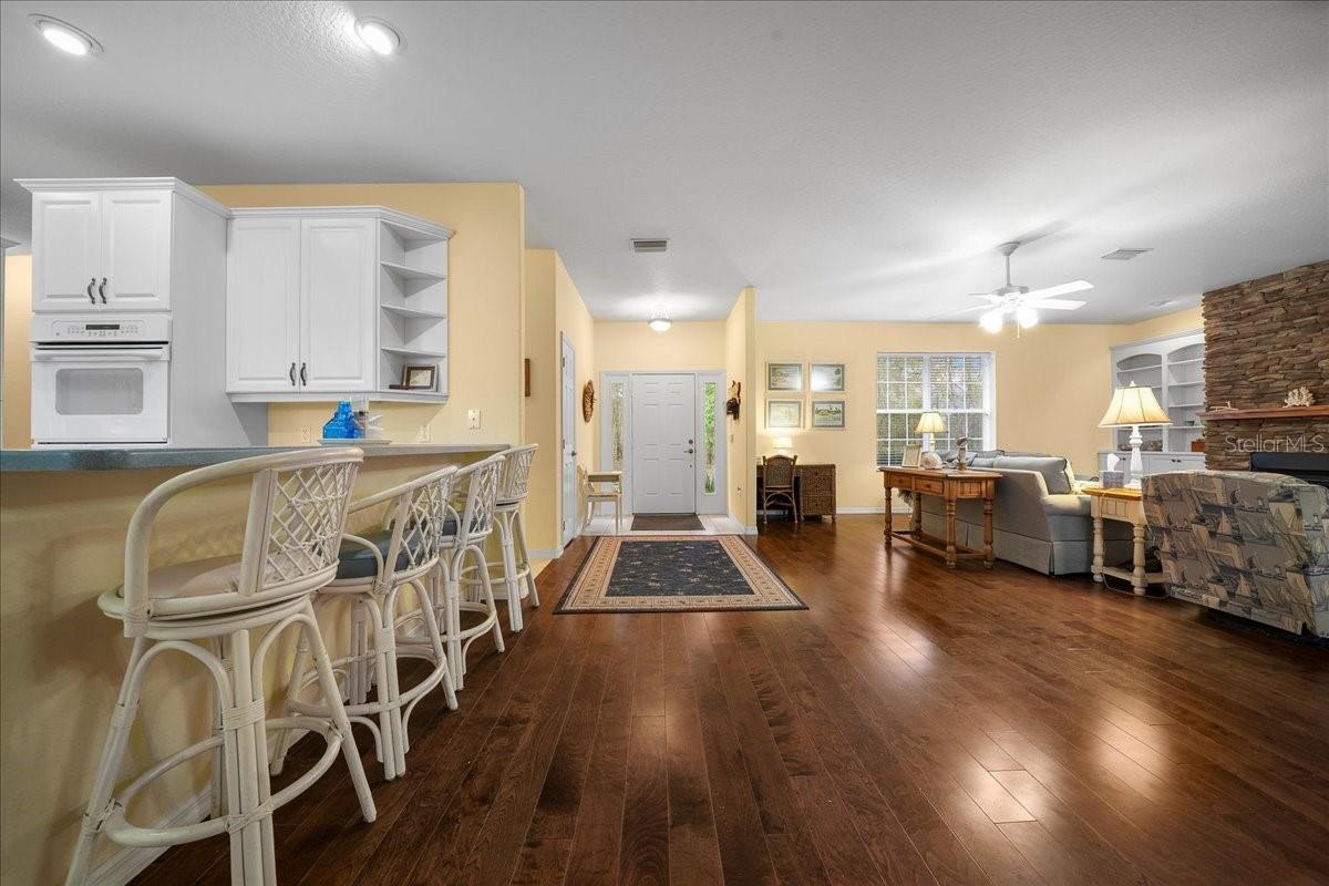 Image 47 of 82 For 7184 8th Place