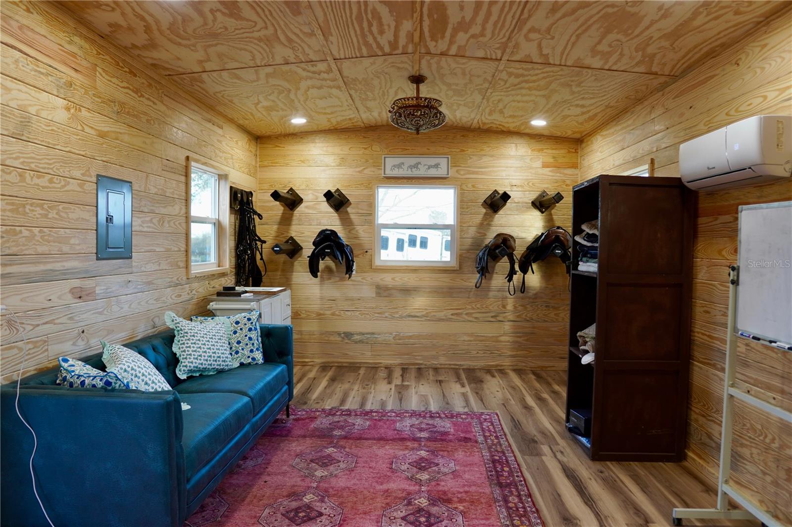 Image 30 of 51 For 12895 Gainesville Road